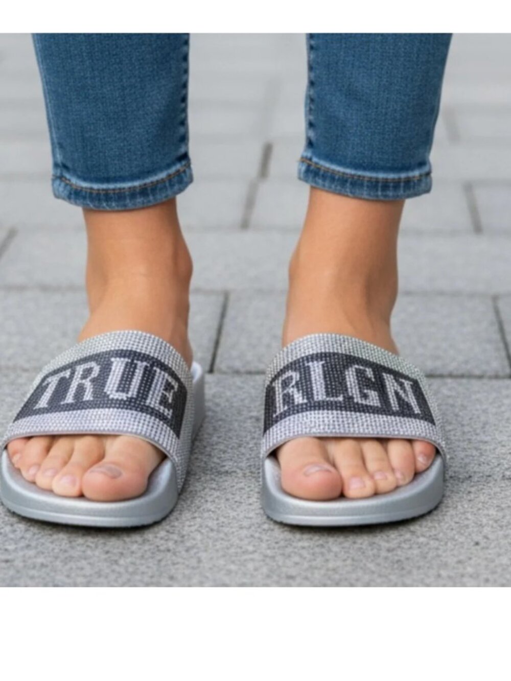 NEW True Religion Metallic Silver Rhinestone Slides Slip On Logo SZ-11